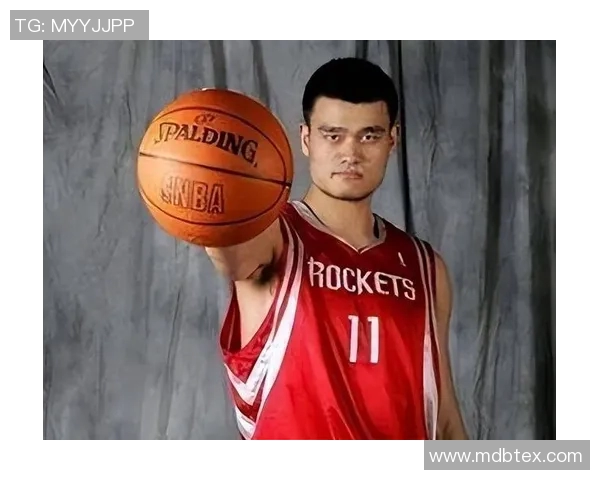 与姚明并肩而坐的瞬间感受篮球巨人的魅力与温暖 与姚明并肩而坐的瞬间感受篮球巨人的魅力与温暖