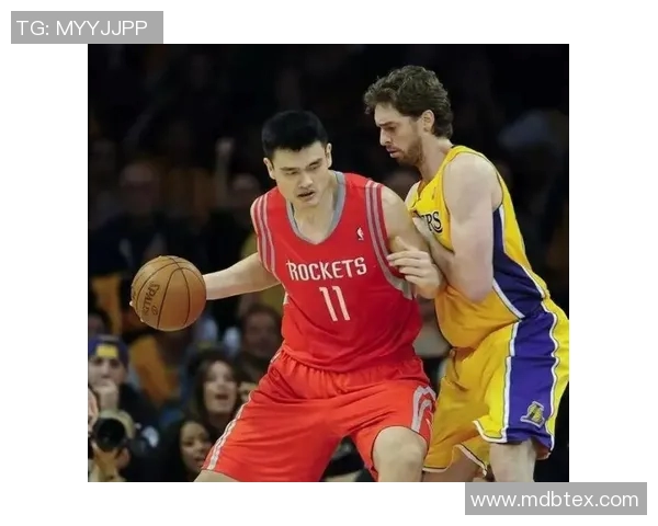 大加索尔与姚明的巅峰对决:篮球传奇的精彩碰撞与历史回顾 大加索尔与姚明的巅峰对决:篮球传奇的精彩碰撞与历史回顾