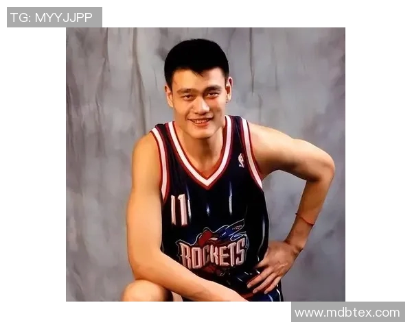 姚明与助教携手共进探索篮球训练新模式与未来发展方向