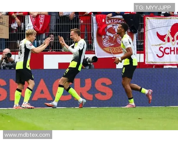 德甲焦点战：狼堡对阵沃尔夫斯堡，谁能笑到最后？