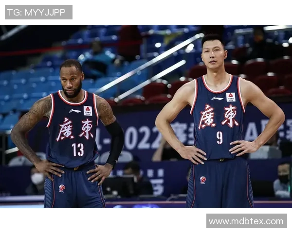 成都篮球队反击战术解析与未来发展展望